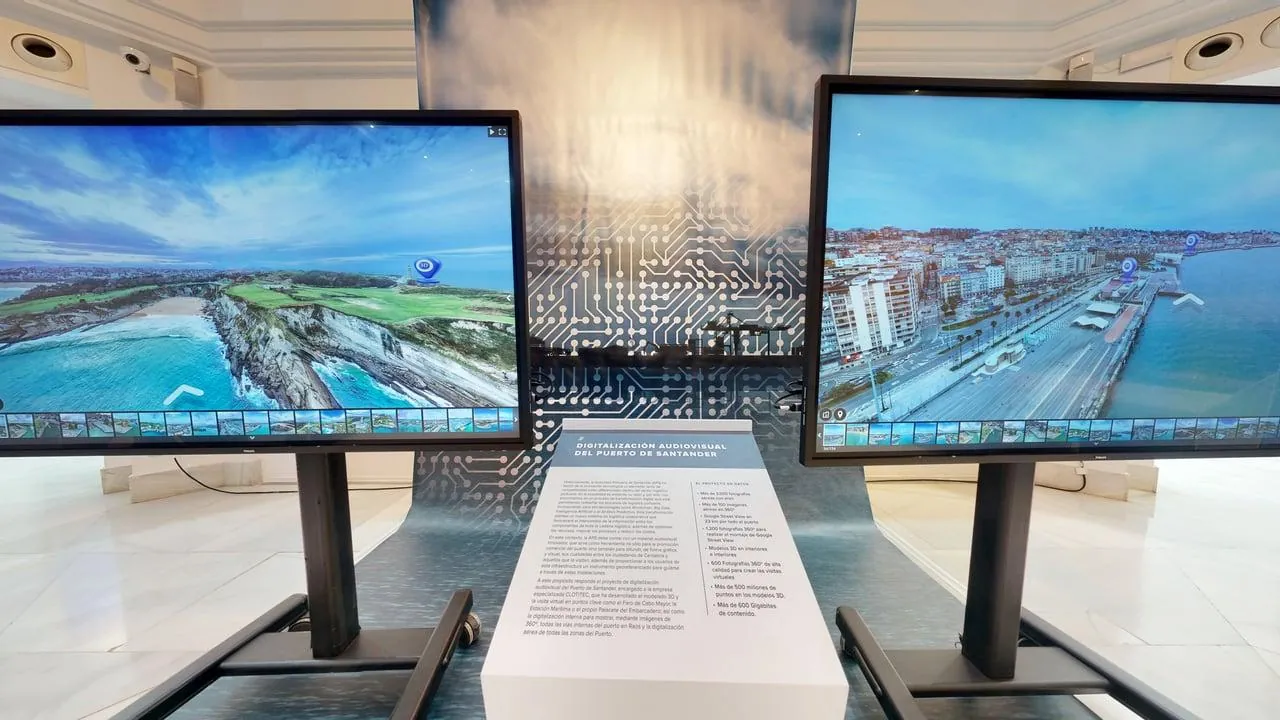 Pantallas con las visitas aéreas 360° del recinto portuario